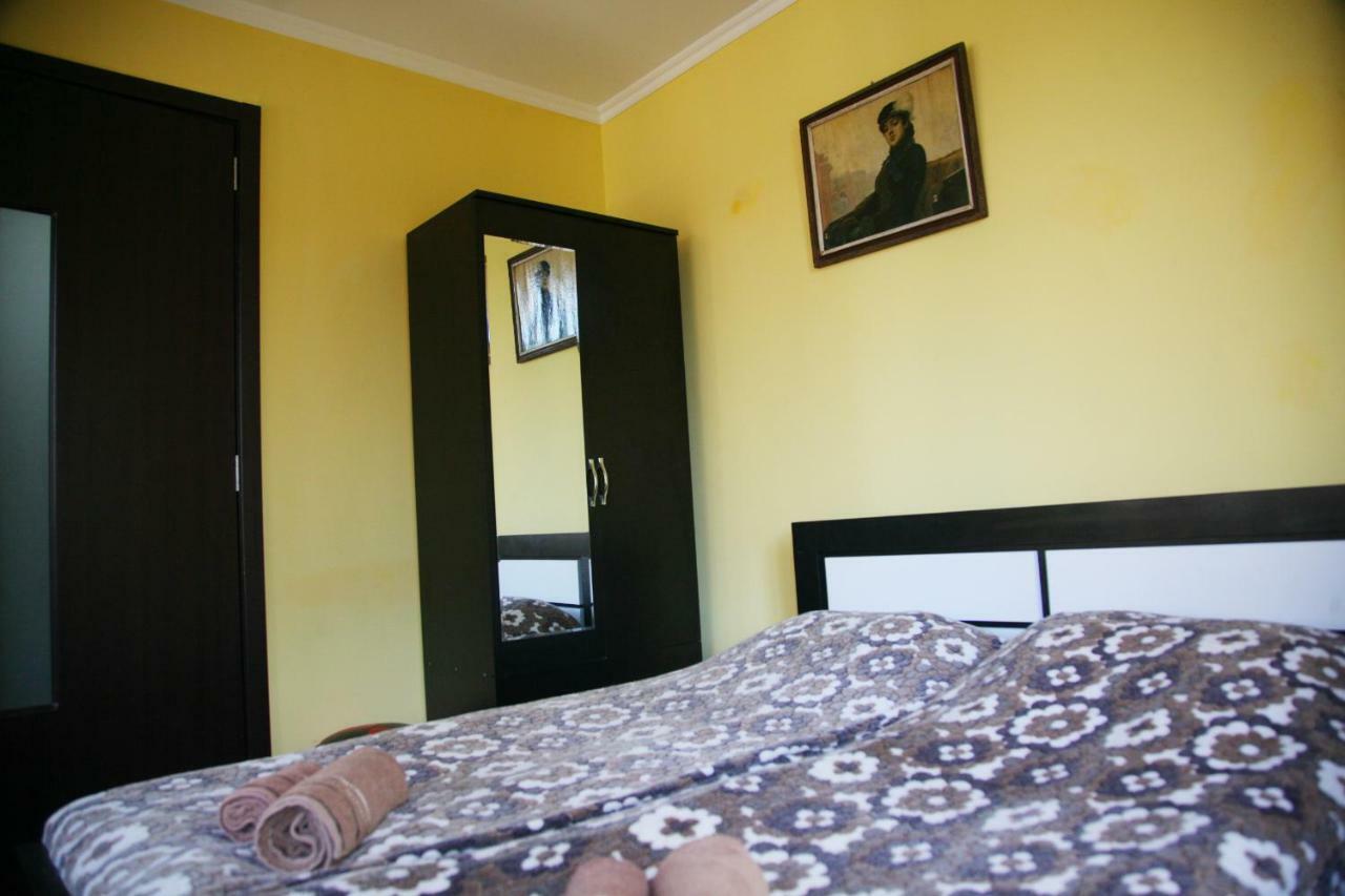 Guesthouse Different Tbilisi Exterior photo