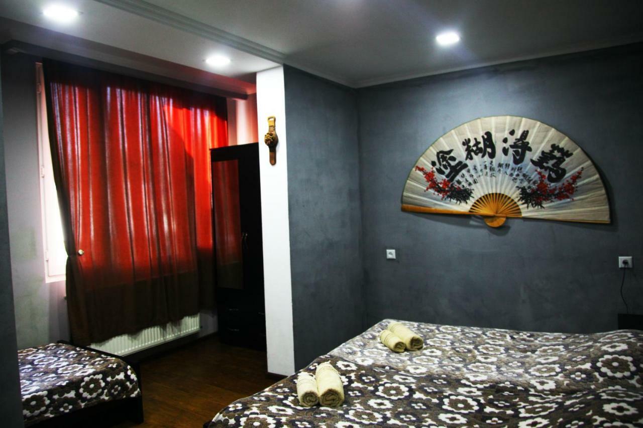 Guesthouse Different Tbilisi Exterior photo