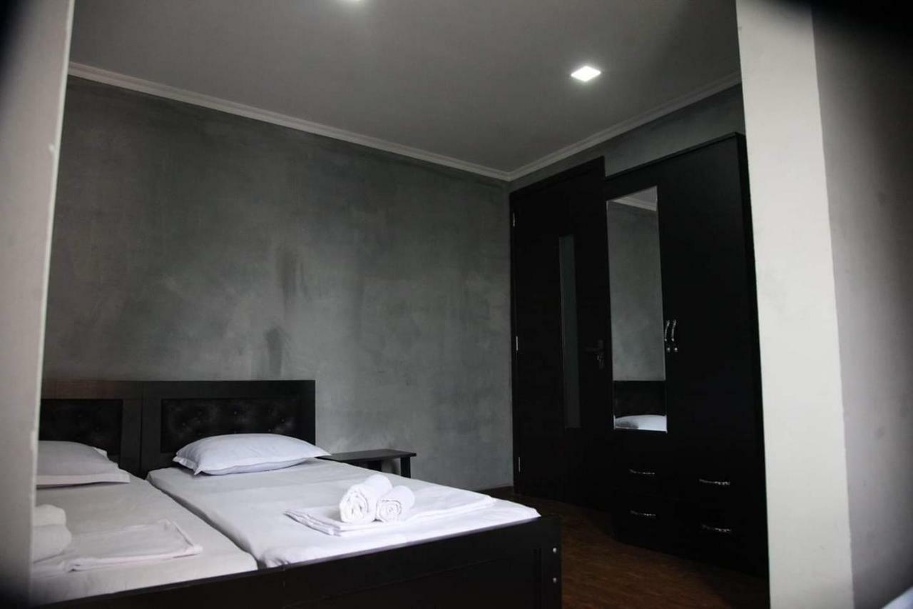 Guesthouse Different Tbilisi Exterior photo